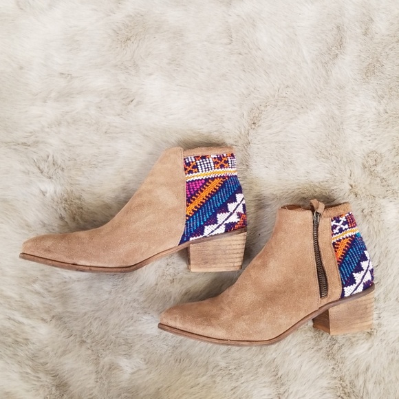 Howsty Shoes - Howsty embroidered booties